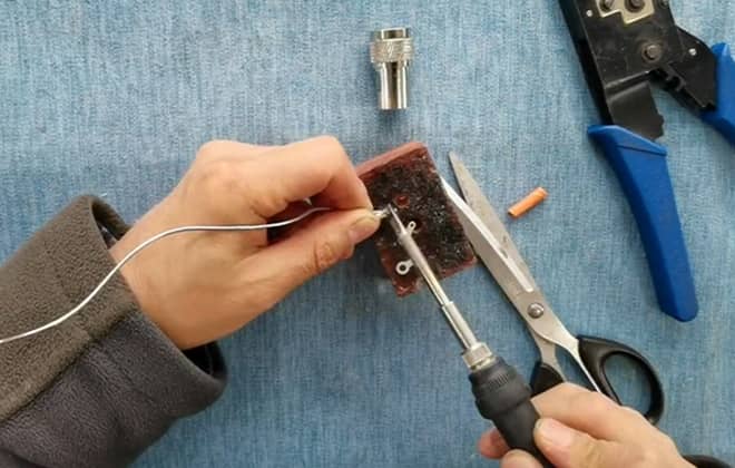 9 Operation and Installation Issues of N-Type Connector-1